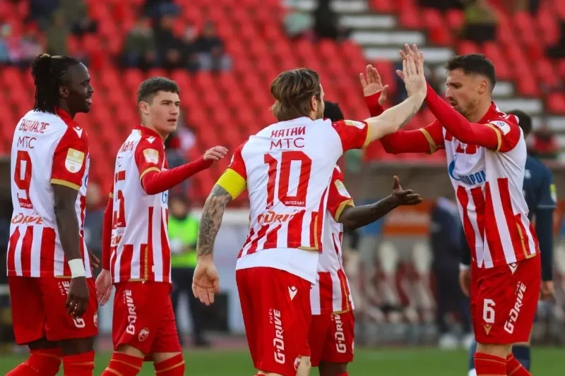 Phong độ của Crvena Zvezda vs Larne đều khá tốt