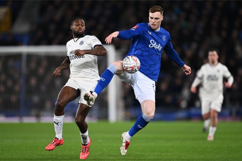 Everton gặp khó trước Crystal Palace